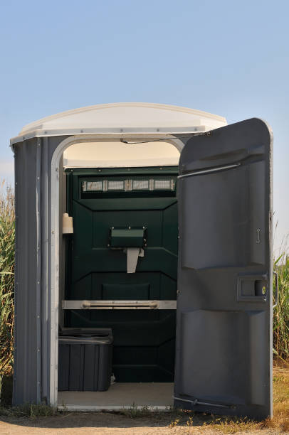 Best Portable toilet rental cost  in Lake Geneva, WI